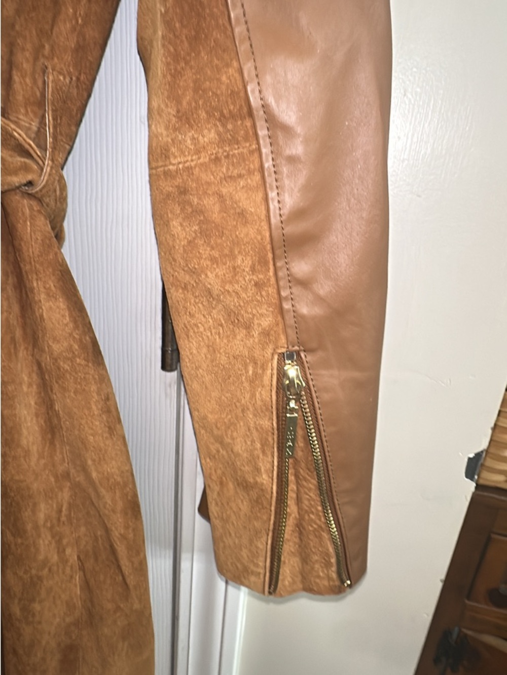 IMAN Two-Tone Brown Suede and Leather Trench Coat (mix26) - Picture 11 of 11